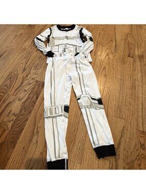 Disney Star Wars Storm Trooper Pajamas SIze 7